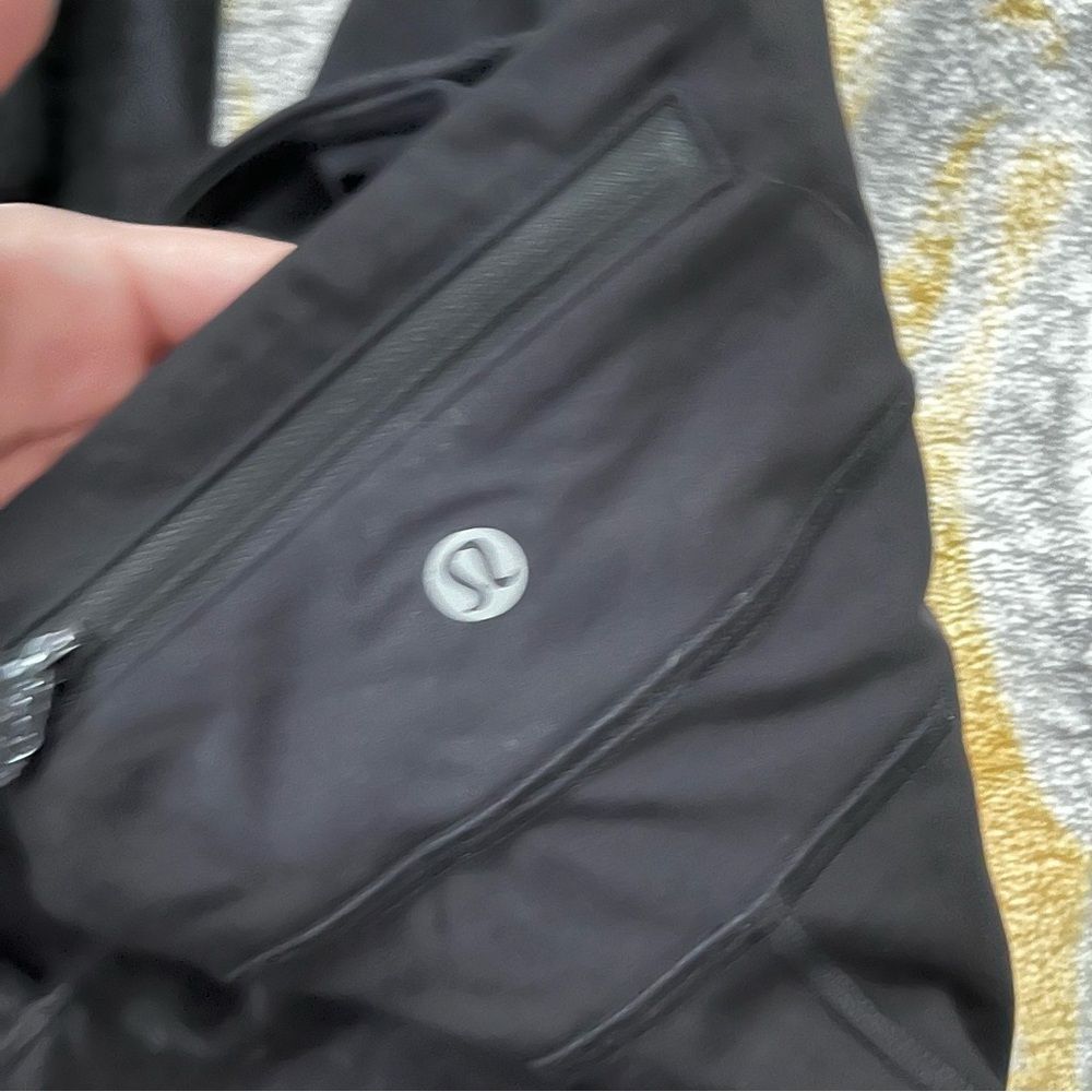 Lululemon speed tight leggings size 8 - Picture 3 of 5